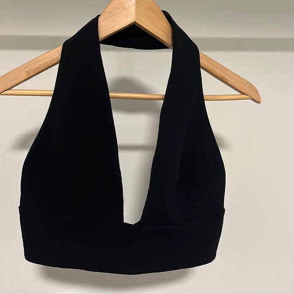 Wilfred Tops - Aritzia WILFRED Gerland Crop Top size 10 Black Deep Plunge